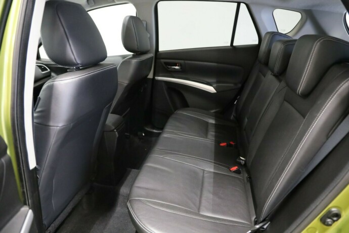 suzuki-sx4-s-cross-bensin-2014-big-12