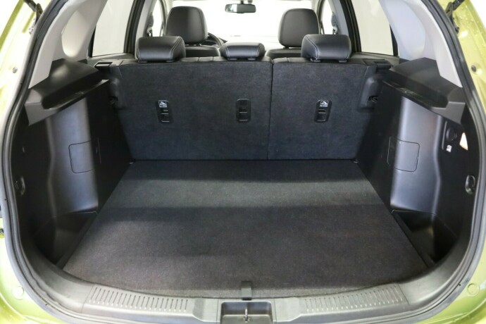 suzuki-sx4-s-cross-bensin-2014-big-15