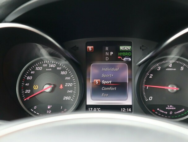 mercedes-benz-c-klasse-plug-in-petrol-2017-big-27