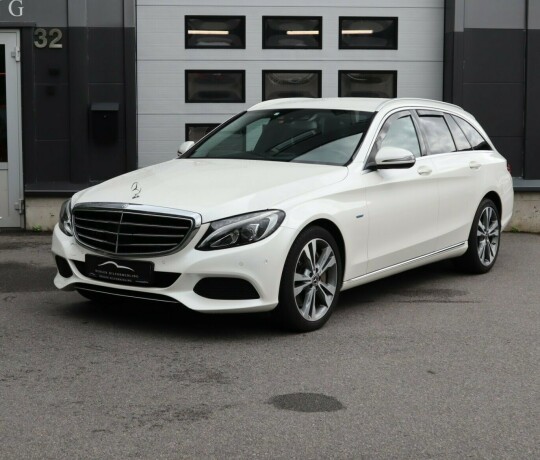 mercedes-benz-c-klasse-plug-in-petrol-2017-big-0