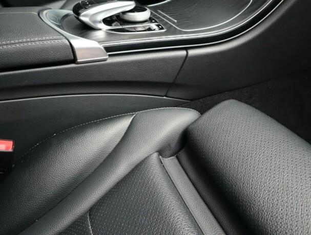 mercedes-benz-c-klasse-plug-in-petrol-2017-big-12