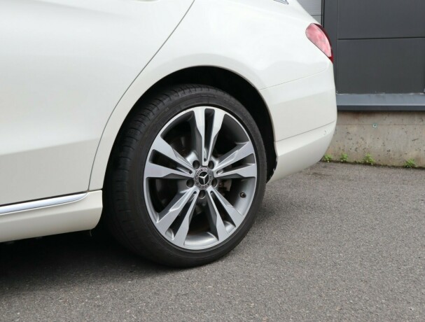 mercedes-benz-c-klasse-plug-in-petrol-2017-big-22