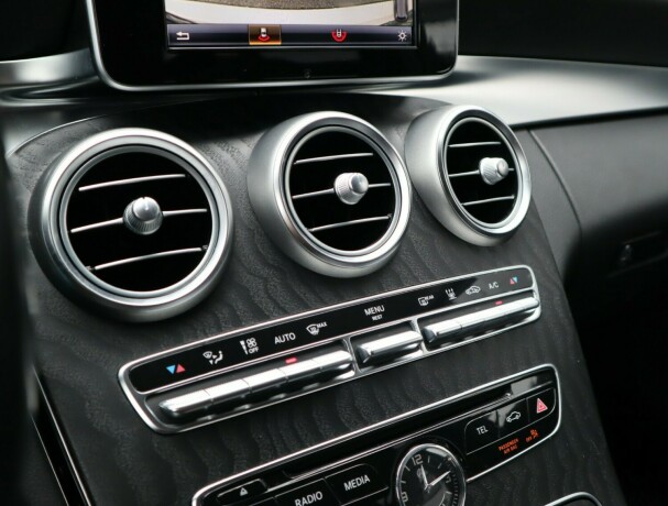 mercedes-benz-c-klasse-plug-in-petrol-2017-big-20