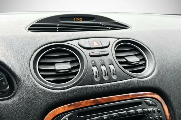 mercedes-benz-sl-bensin-2001-big-36