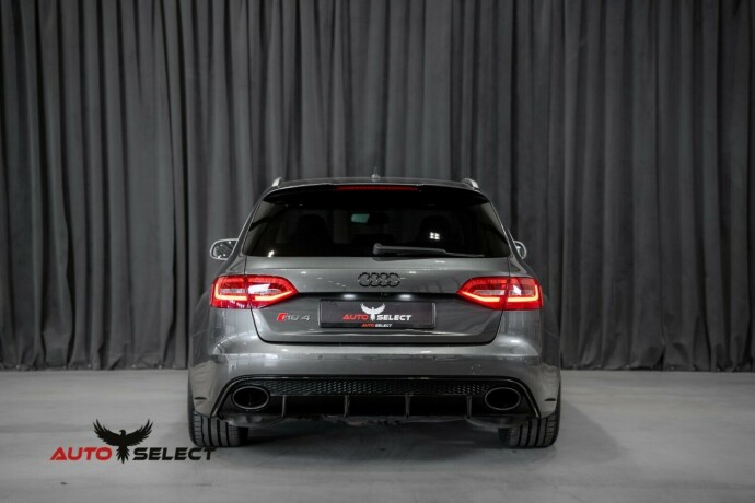 audi-rs4-bensin-2012-big-9