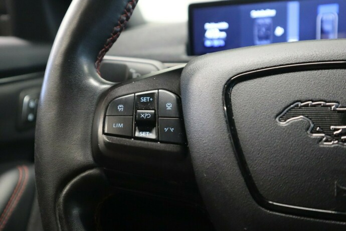 ford-mustang-mach-e-elektrisitet-2022-big-14