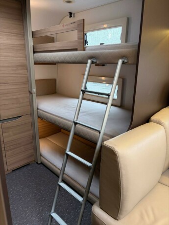adria-alpina-663pt-3-k248yesenger-lav-seng-sittegruppe-alde-2017-big-53