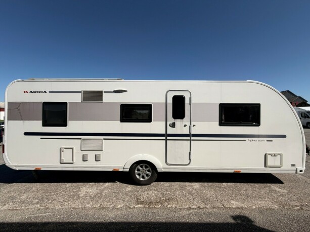adria-alpina-663pt-3-k248yesenger-lav-seng-sittegruppe-alde-2017-big-3