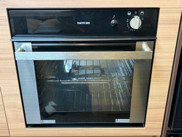 adria-alpina-663pt-3-k248yesenger-lav-seng-sittegruppe-alde-2017-big-35