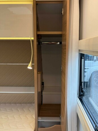 adria-alpina-663pt-3-k248yesenger-lav-seng-sittegruppe-alde-2017-big-19