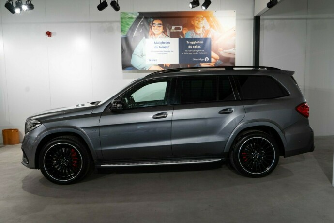 mercedes-benz-gls63-bensin-2017-big-2