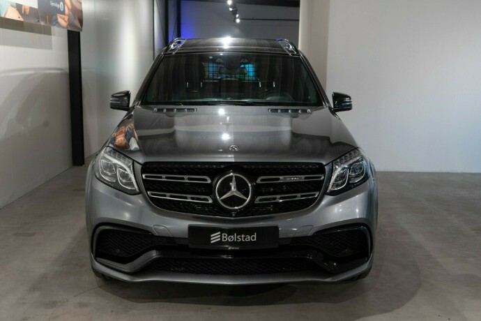 mercedes-benz-gls63-bensin-2017-big-1