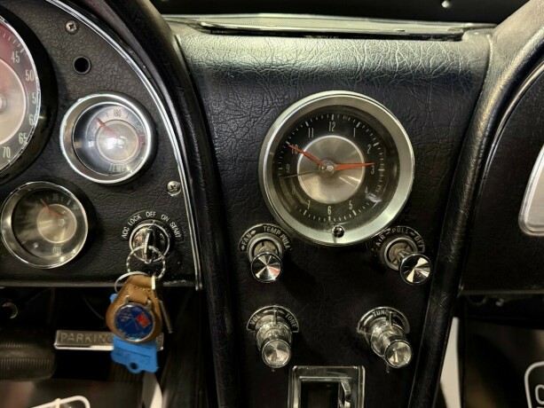 chevrolet-corvette-bensin-1963-big-28