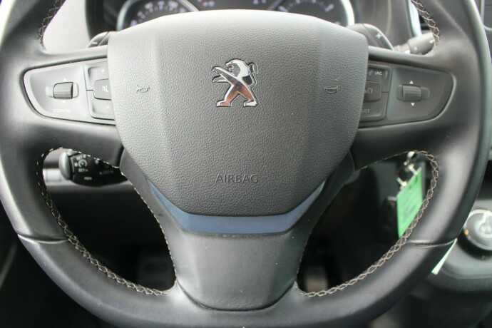peugeot-expert-diesel-2022-big-20