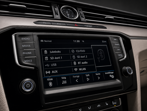 volkswagen-passat-elektrisitetbensin-2017-big-12