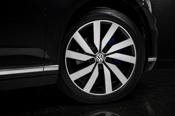volkswagen-passat-elektrisitetbensin-2017-big-24
