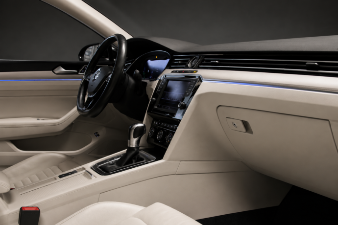 volkswagen-passat-elektrisitetbensin-2017-big-9