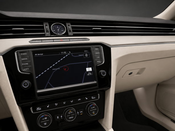 volkswagen-passat-elektrisitetbensin-2017-big-10
