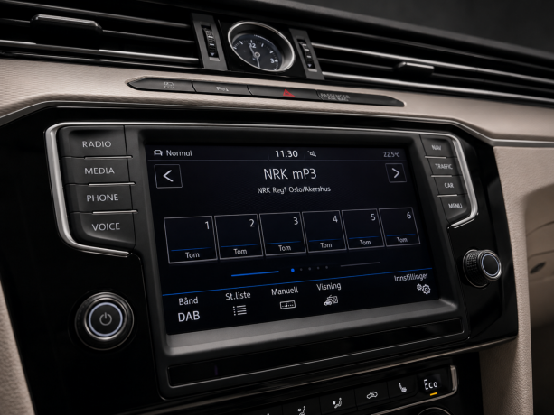 volkswagen-passat-elektrisitetbensin-2017-big-13