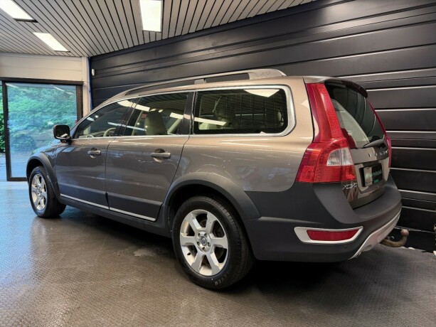 volvo-xc-70-diesel-2010-big-5