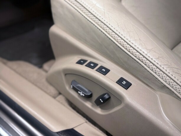 volvo-xc-70-diesel-2010-big-13