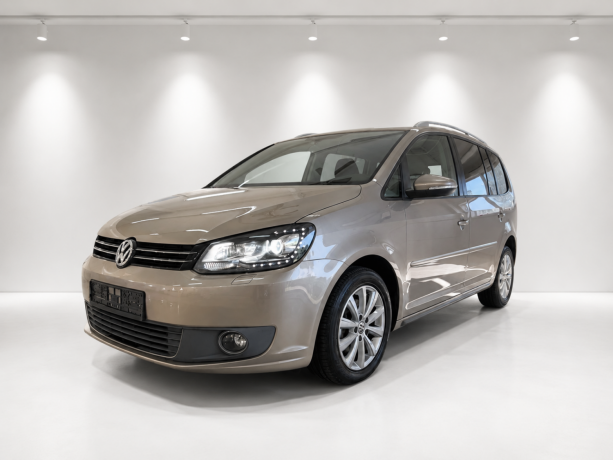 volkswagen-touran-diesel-2011-big-0