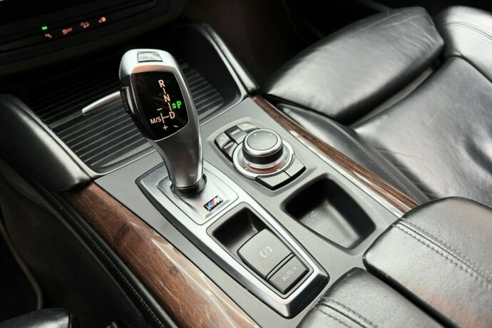 bmw-x6-diesel-2012-big-23