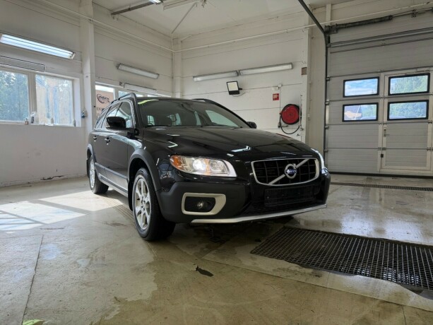 volvo-xc-70-diesel-2010-big-7