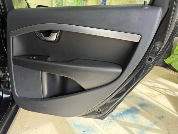 volvo-xc-70-diesel-2010-big-14