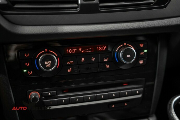 bmw-x1-diesel-2014-big-31