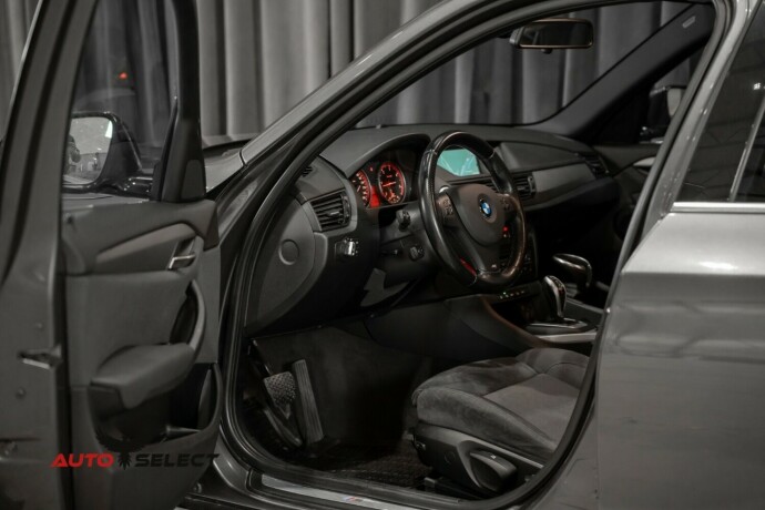 bmw-x1-diesel-2014-big-19