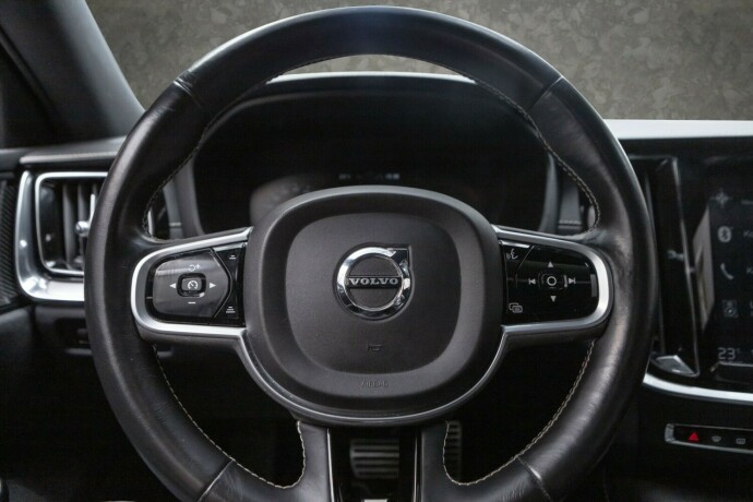 volvo-v60-elektrisitetbensin-2019-big-10