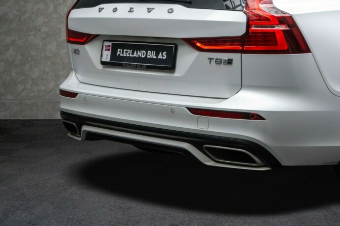 volvo-v60-elektrisitetbensin-2019-big-8