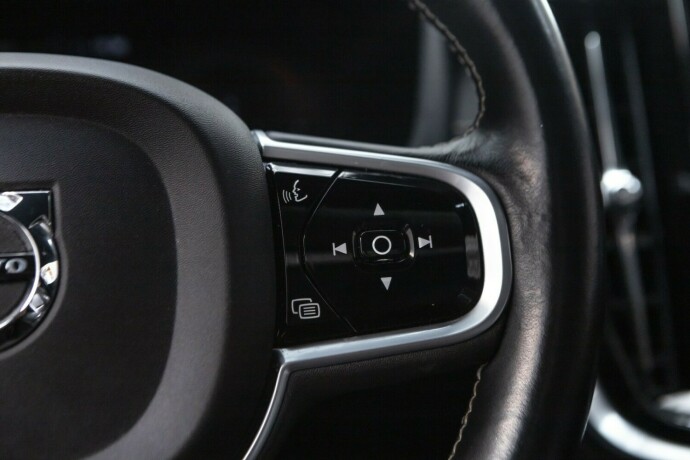 volvo-v60-elektrisitetbensin-2019-big-12