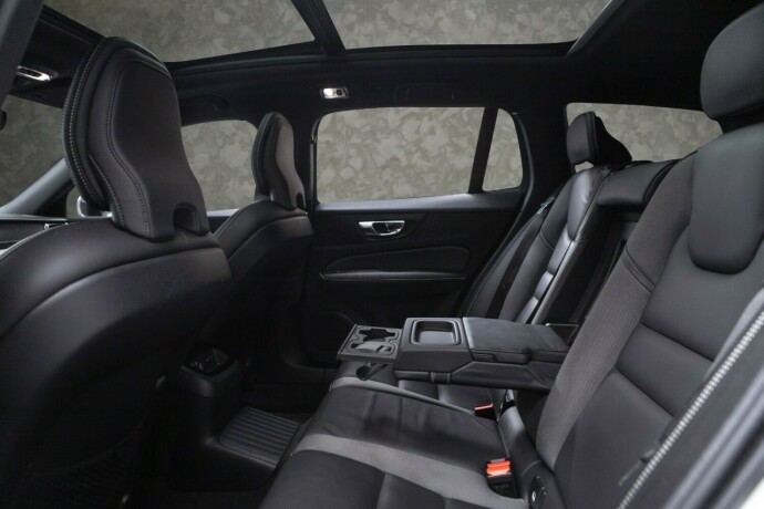 volvo-v60-elektrisitetbensin-2019-big-24