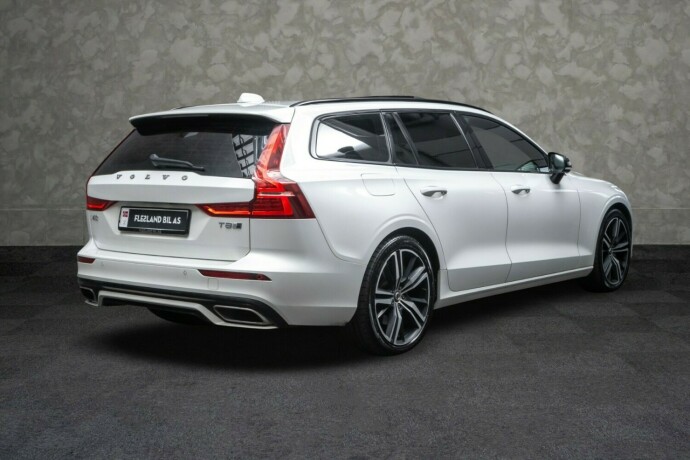 volvo-v60-elektrisitetbensin-2019-big-7
