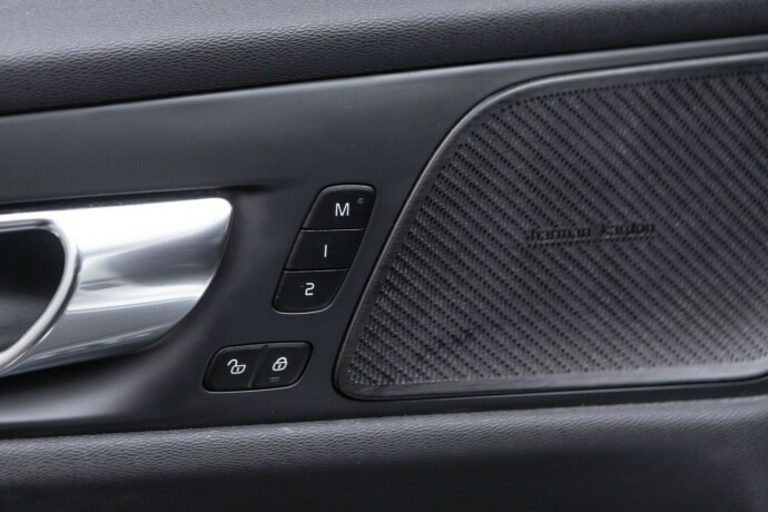 volvo-v60-elektrisitetbensin-2019-big-20