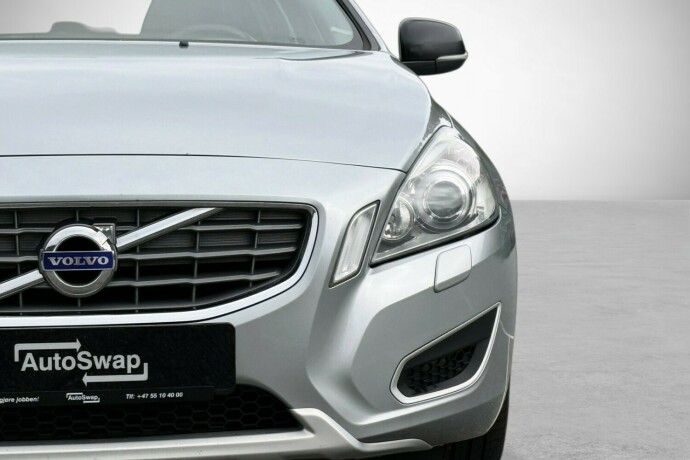 volvo-v60-diesel-2012-big-4