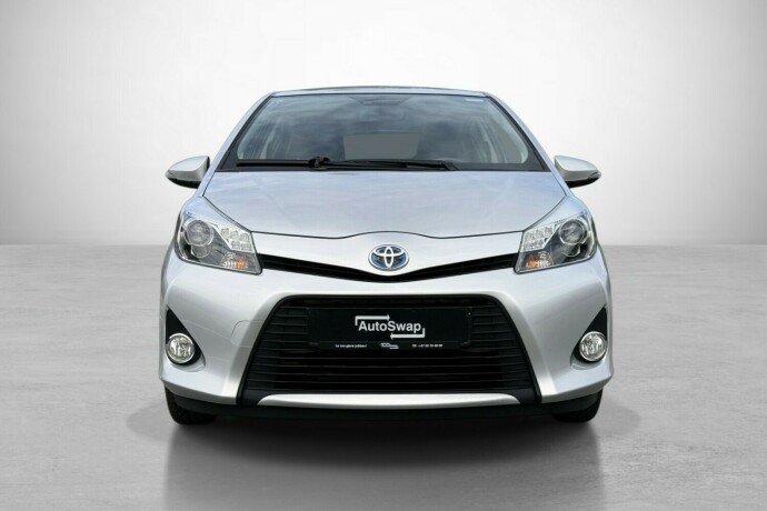 toyota-yaris-bensin-2012-big-2