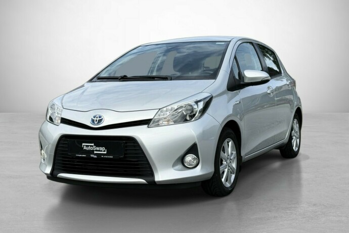 toyota-yaris-bensin-2012-big-1