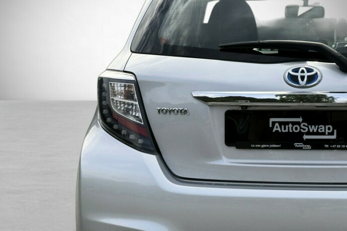 toyota-yaris-bensin-2012-big-11