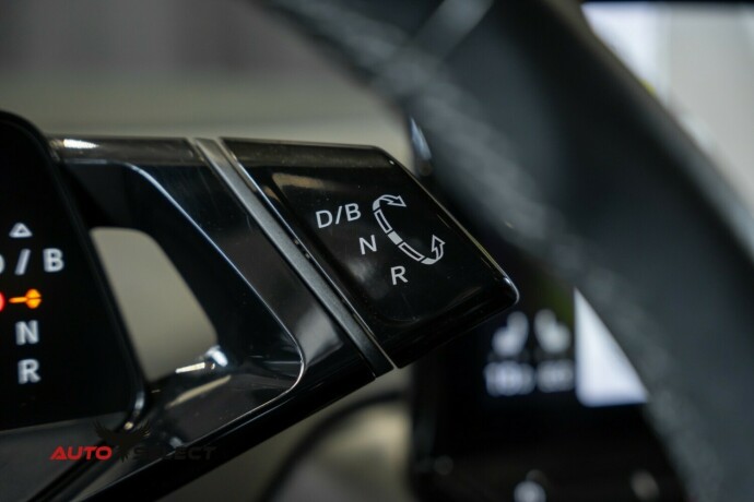 volkswagen-id4-elektrisitet-2021-big-38