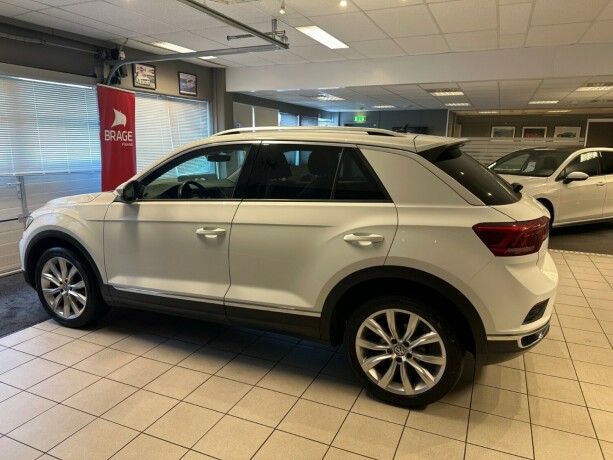 volkswagen-t-roc-bensin-2019-big-4