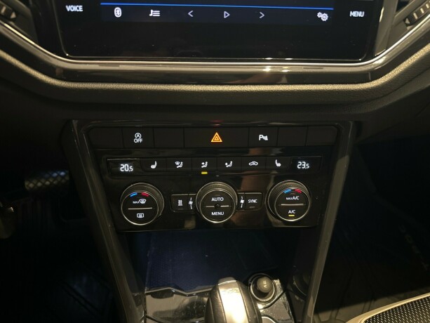 volkswagen-t-roc-bensin-2019-big-13