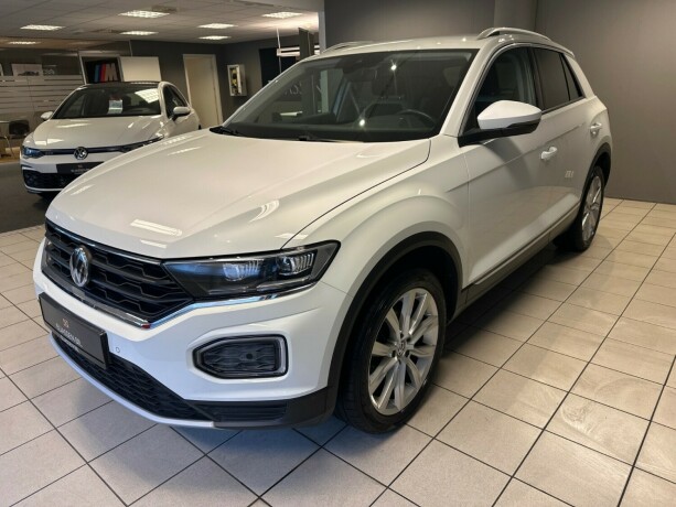 volkswagen-t-roc-bensin-2019-big-3