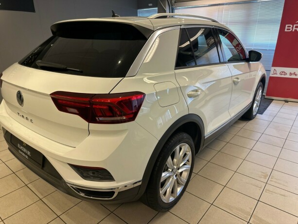 volkswagen-t-roc-bensin-2019-big-8