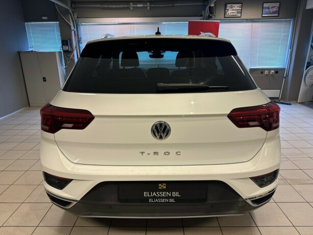 volkswagen-t-roc-bensin-2019-big-7