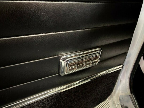 oldsmobile-442-bensin-1970-big-25