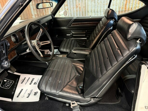 oldsmobile-442-bensin-1970-big-21