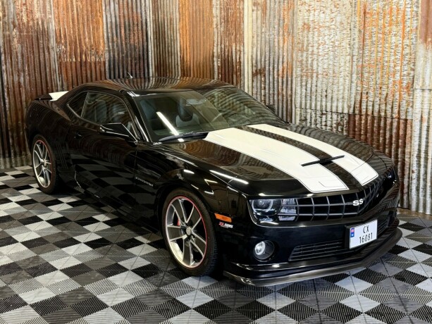 chevrolet-camaro-bensin-2011-big-1